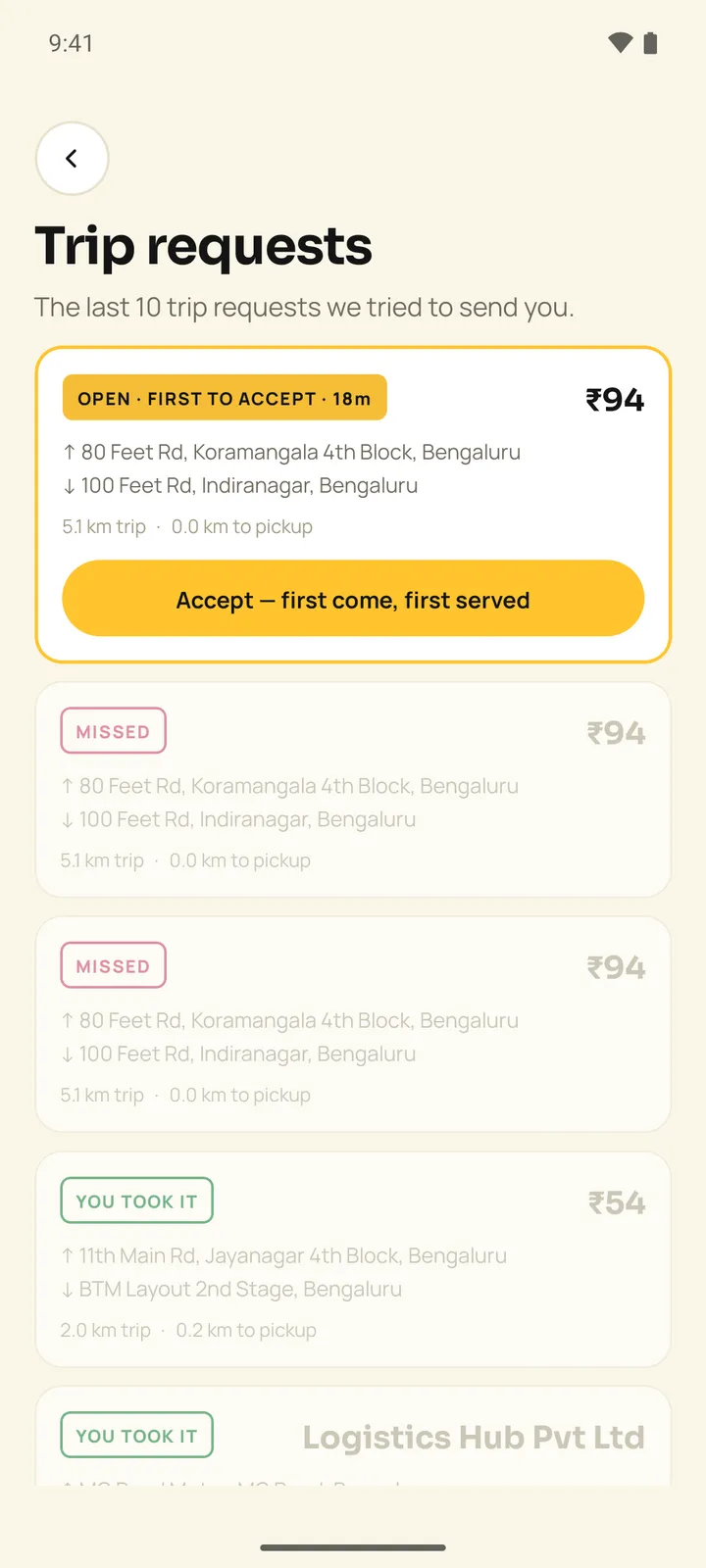 Pakka driver trip requests list with an Open first-to-accept request and Accept button, two Missed requests and earlier accepted ones